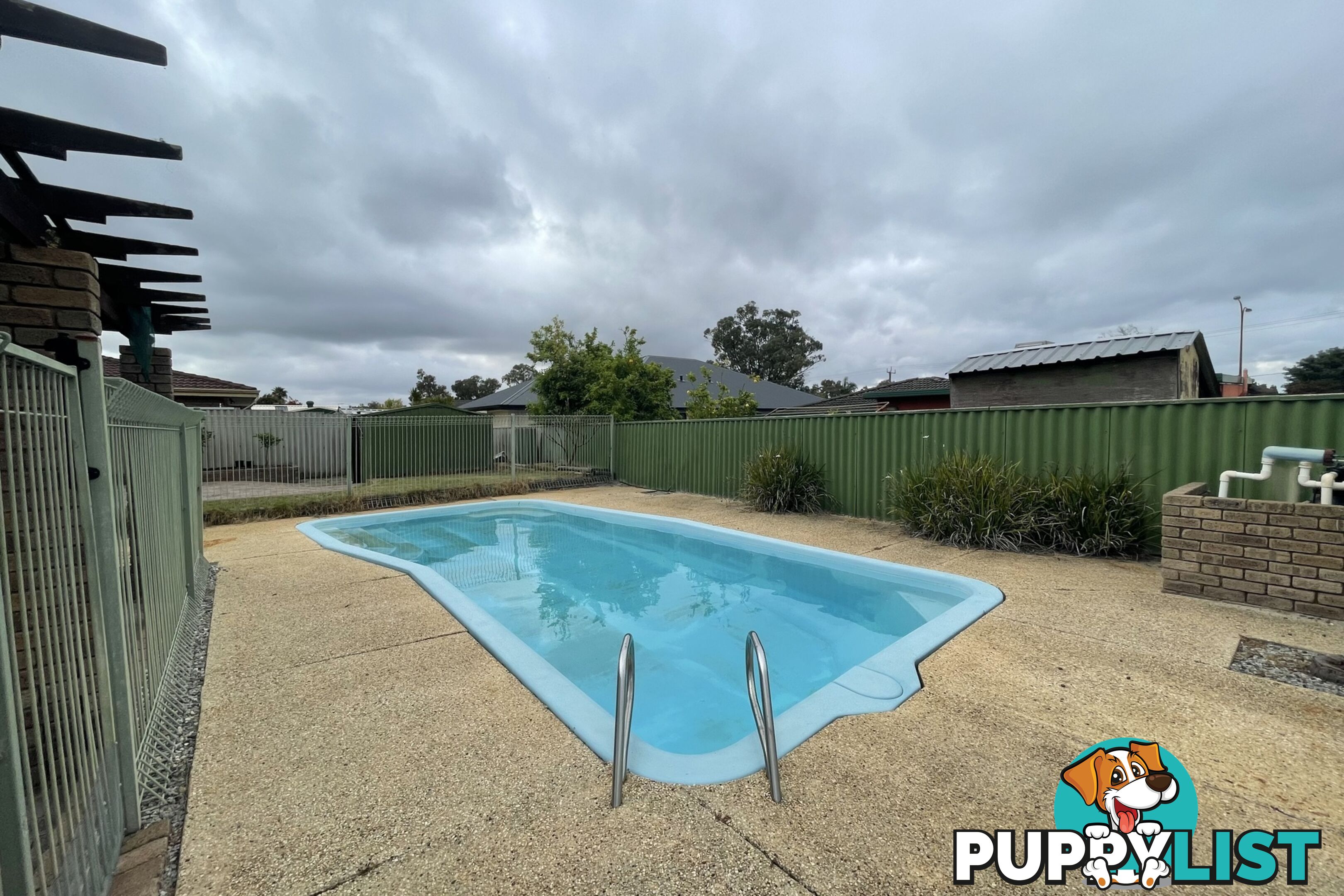 12 Empire Way THORNLIE WA 6108
