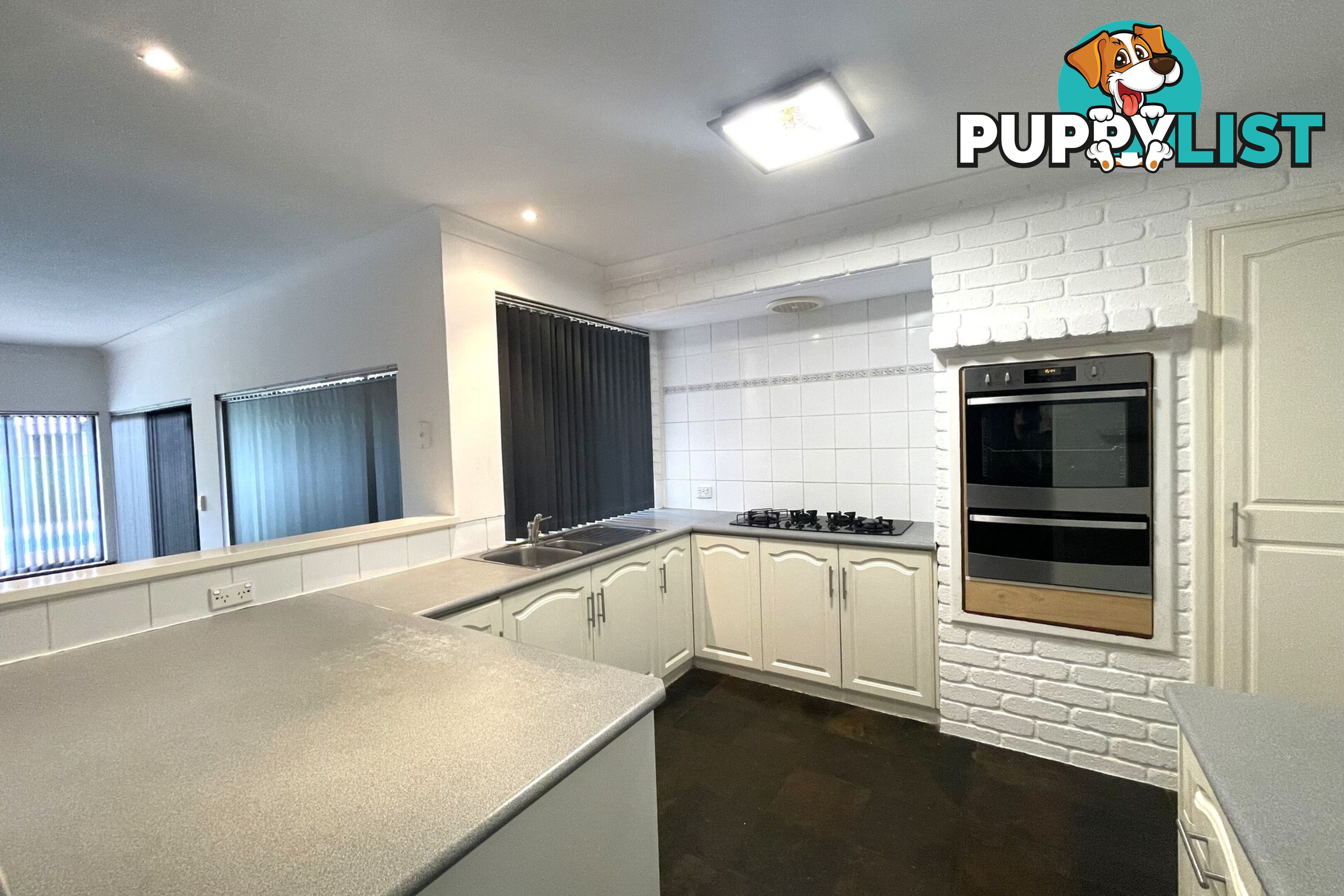 12 Empire Way THORNLIE WA 6108