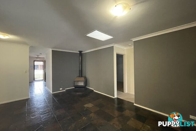 12 Empire Way THORNLIE WA 6108