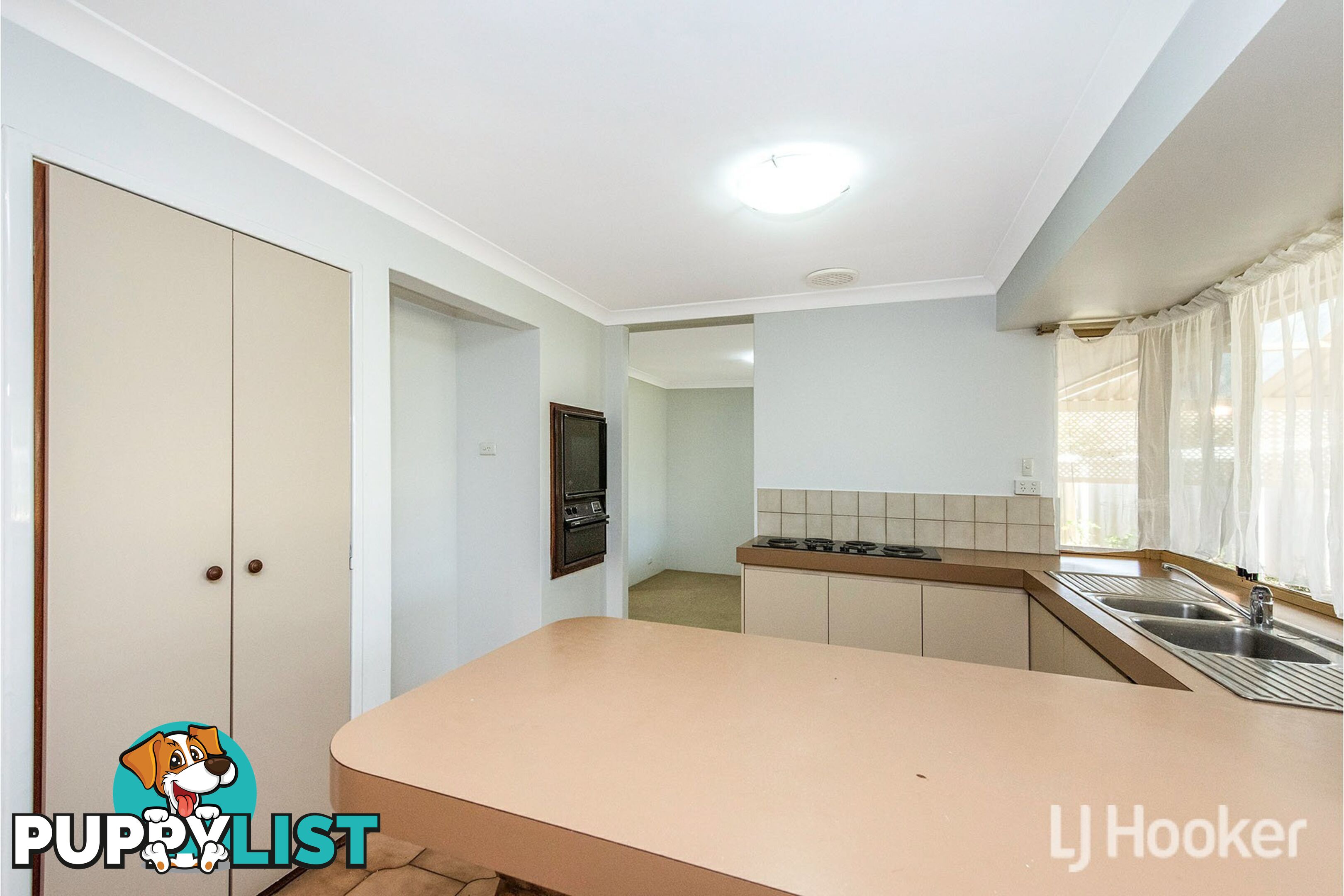 18 Shearwater Way GOSNELLS WA 6110