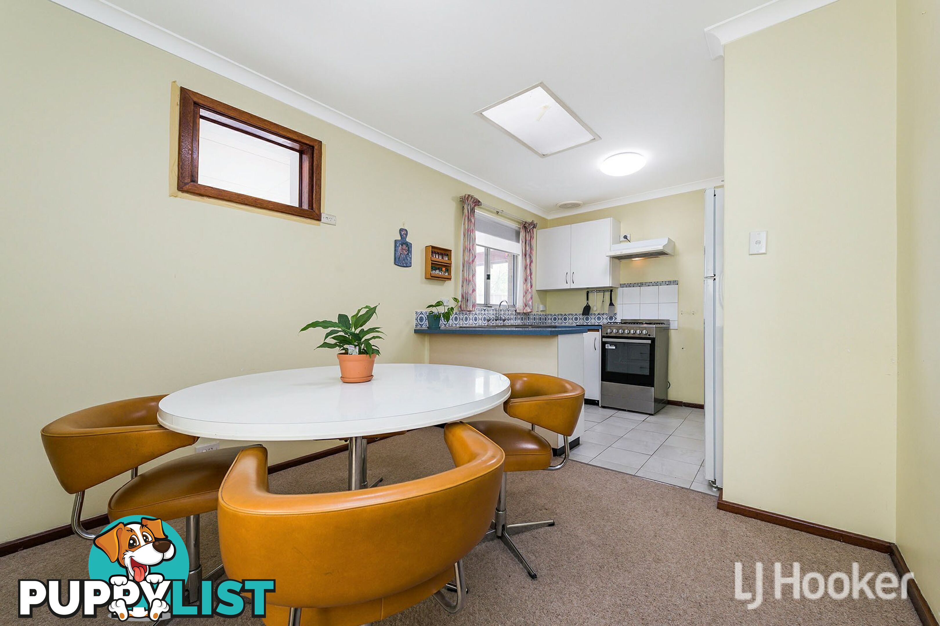 11 Chevalier Way THORNLIE WA 6108