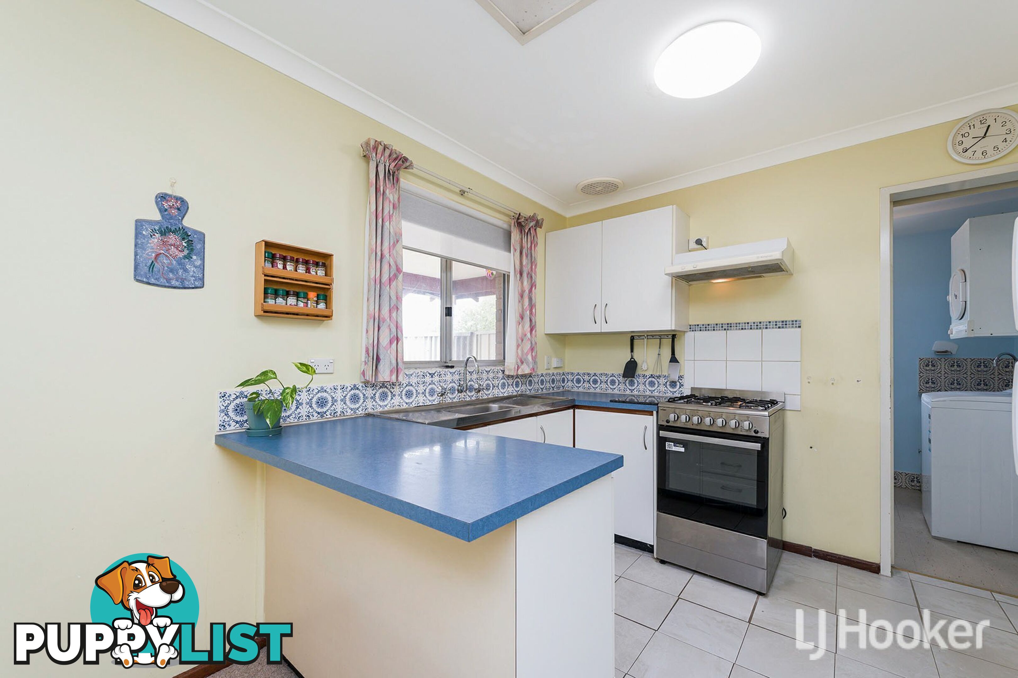 11 Chevalier Way THORNLIE WA 6108