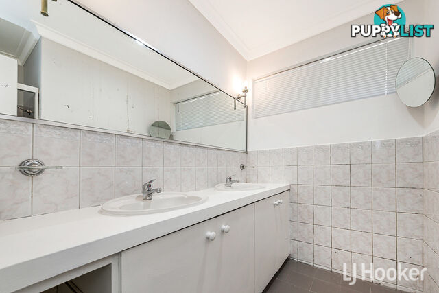 12 Tomlinson Place ARMADALE WA 6112