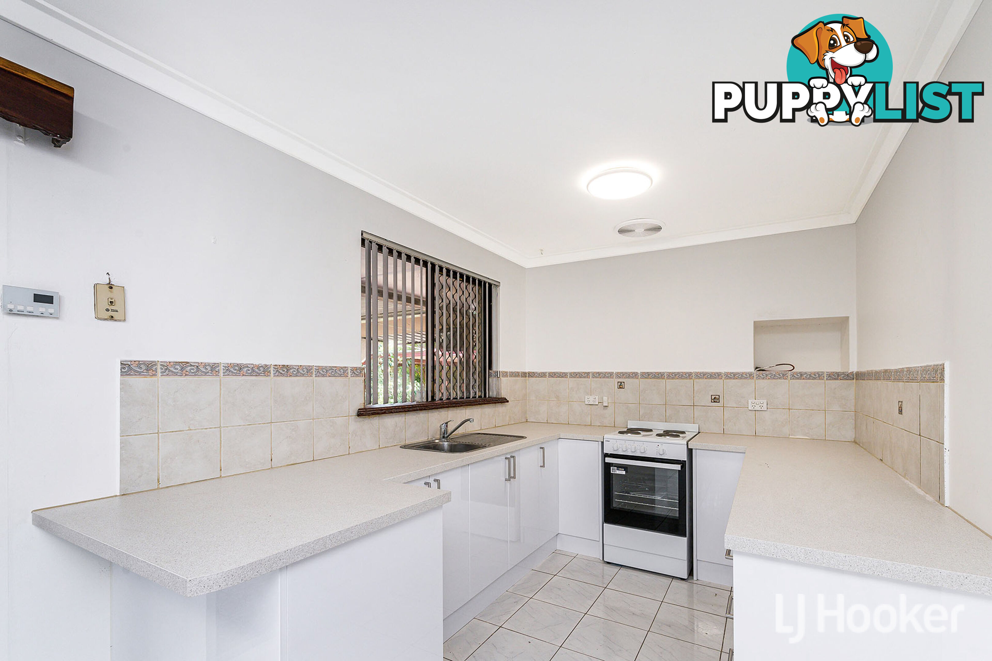 12 Tomlinson Place ARMADALE WA 6112