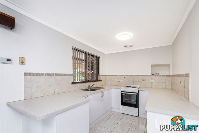12 Tomlinson Place ARMADALE WA 6112