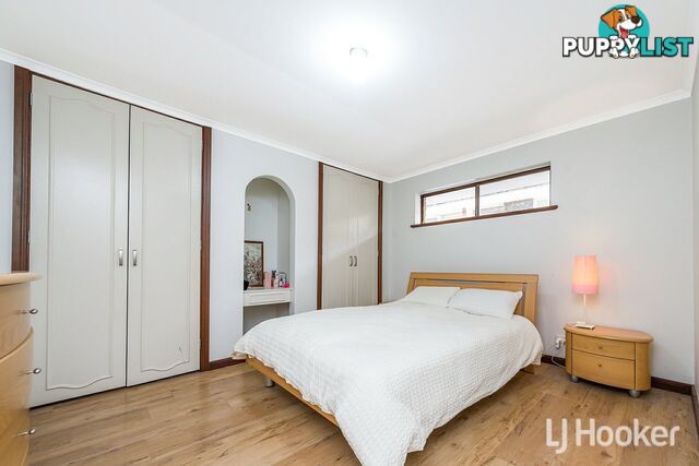 17 Ripplewood Avenue THORNLIE WA 6108