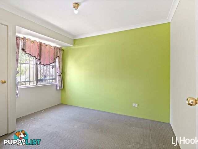 12 Exmouth Place THORNLIE WA 6108