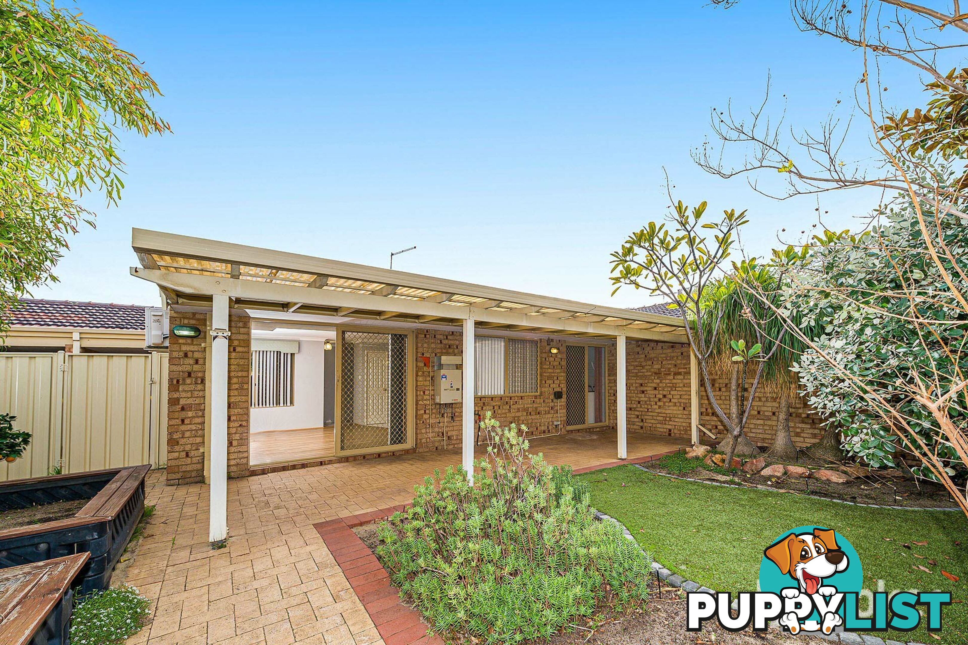 13/6 Lester Drive THORNLIE WA 6108
