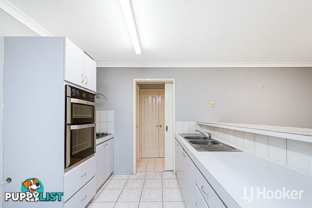 13/6 Lester Drive THORNLIE WA 6108