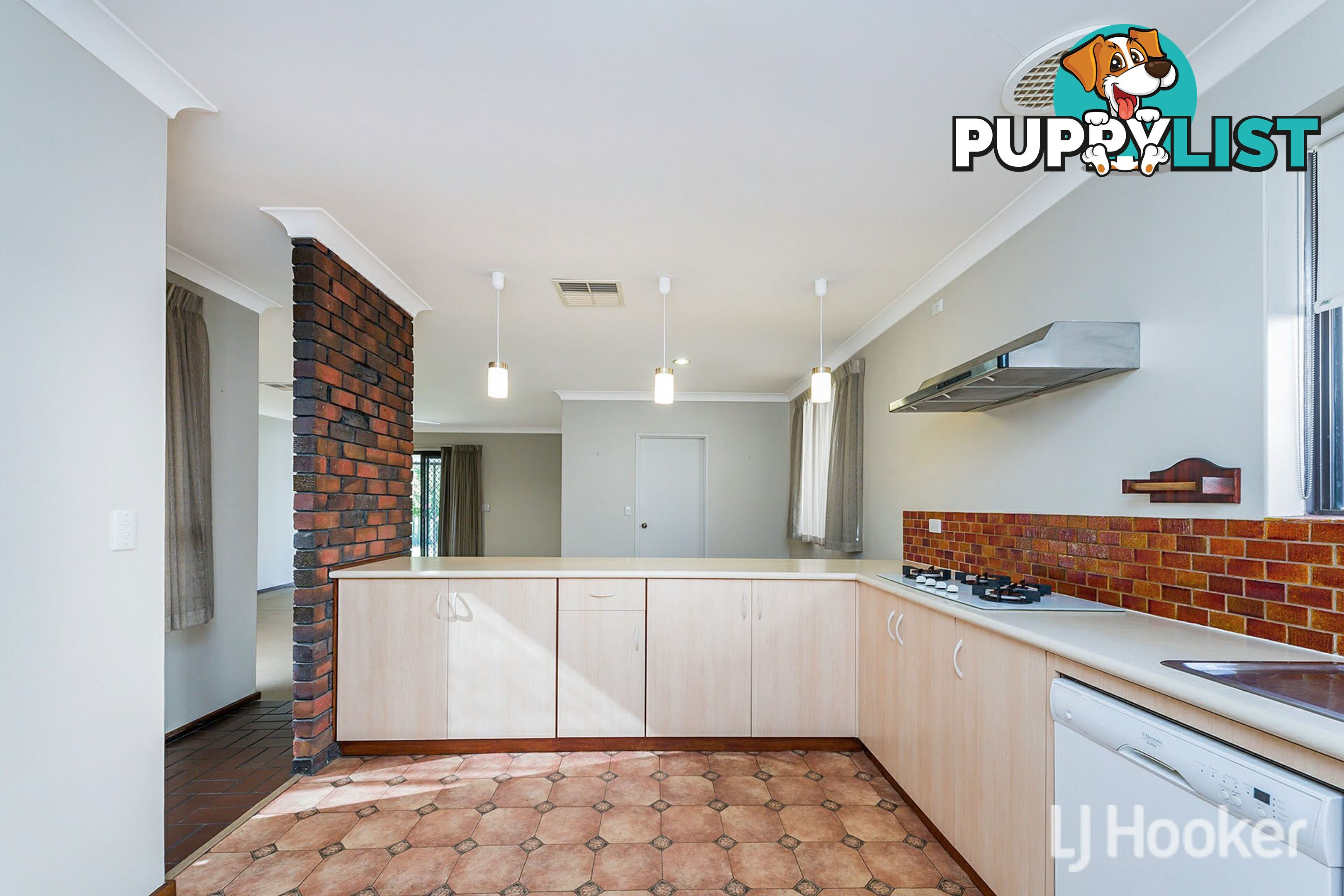 18 Castlereagh Close WILLETTON WA 6155