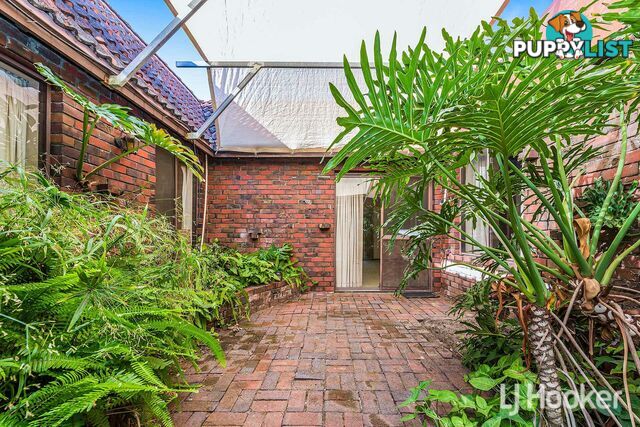 18 Castlereagh Close WILLETTON WA 6155