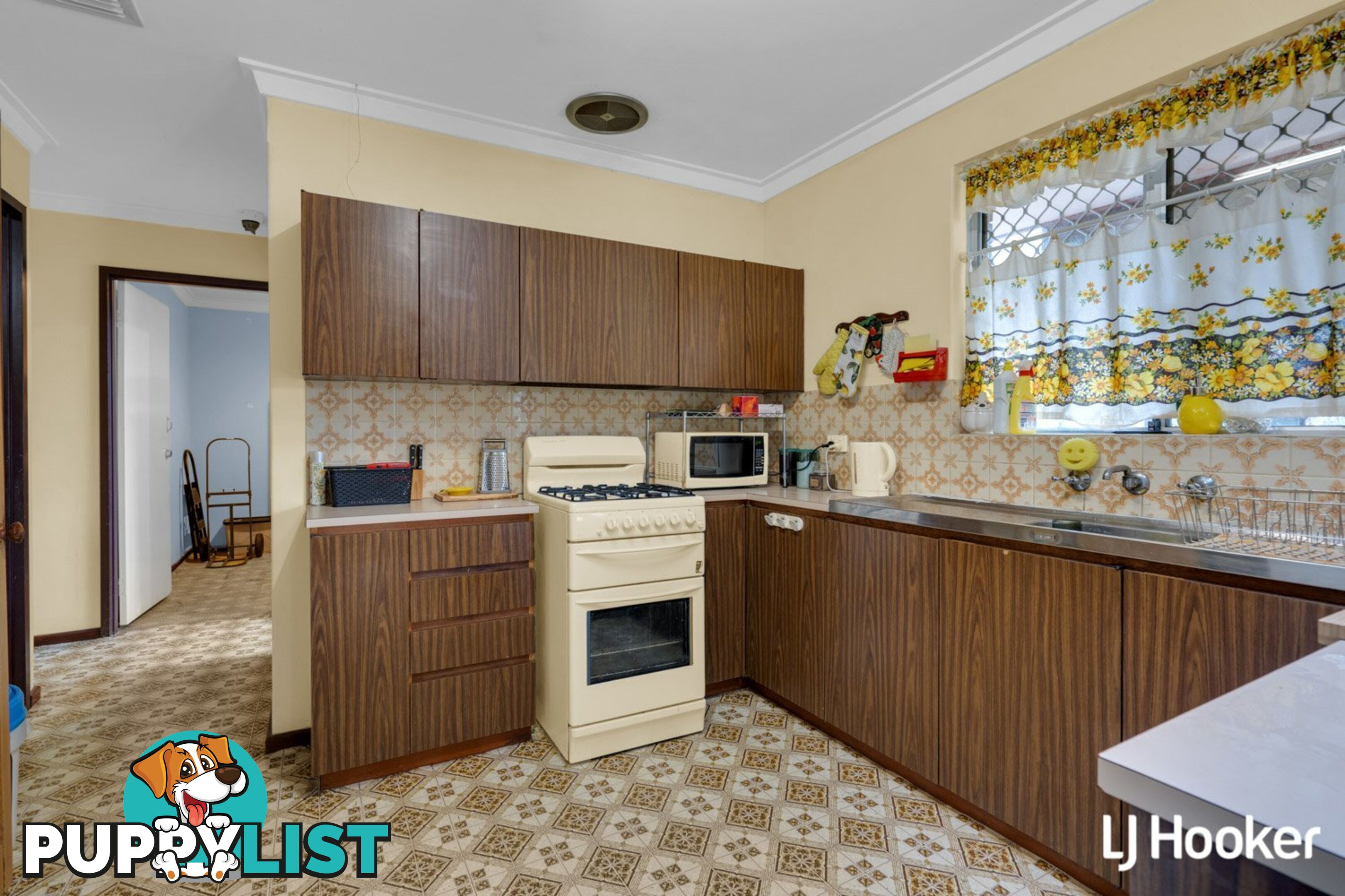 103 Carisbrooke Street MADDINGTON WA 6109