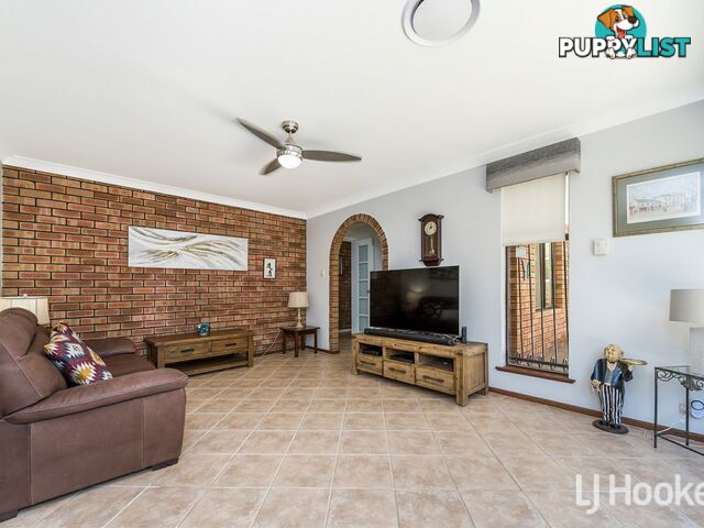 29 Grenadier Drive THORNLIE WA 6108