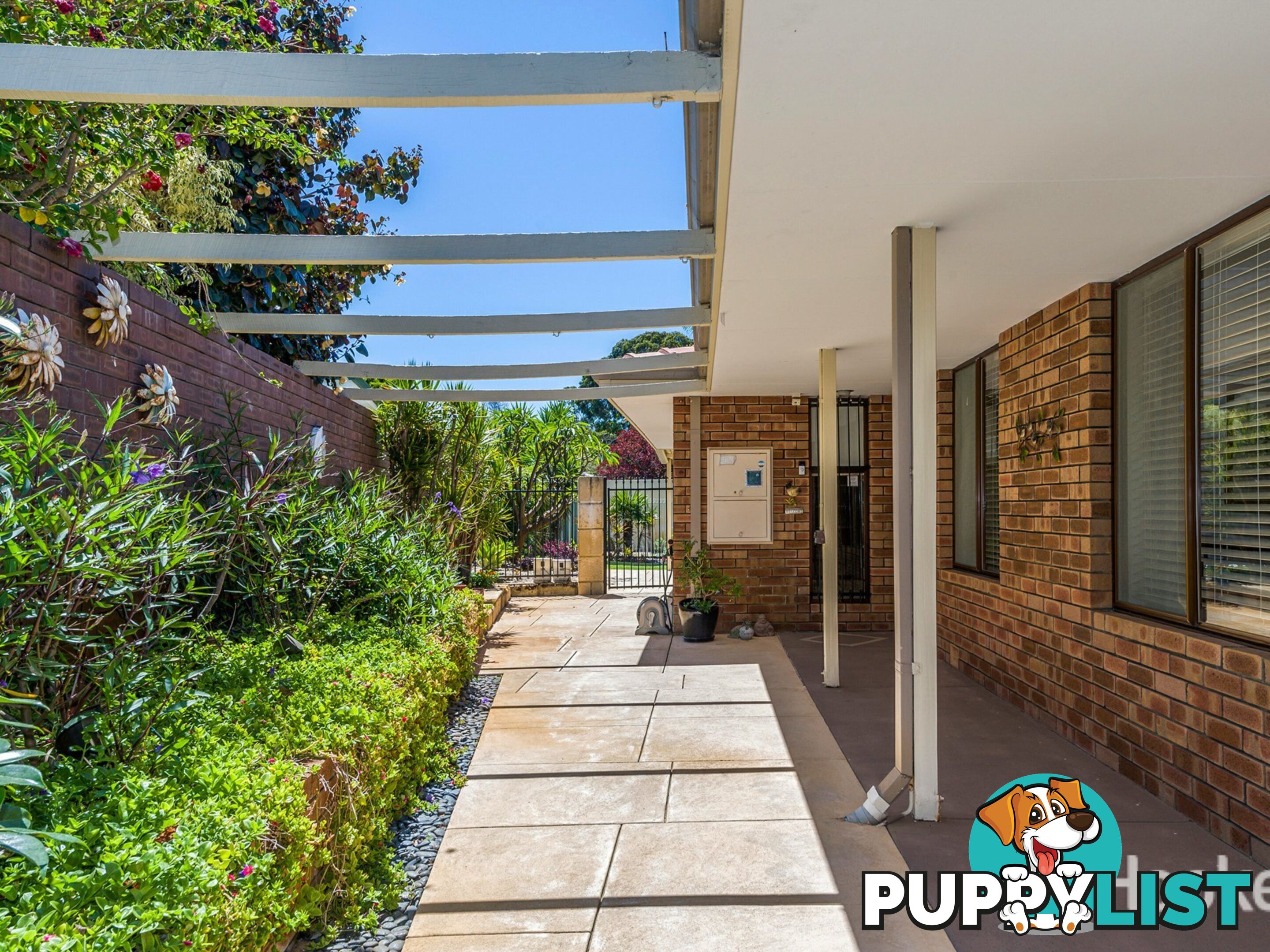 29 Grenadier Drive THORNLIE WA 6108