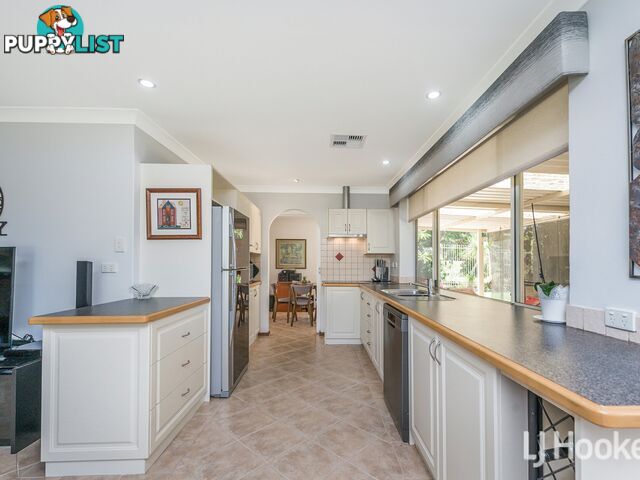 29 Grenadier Drive THORNLIE WA 6108