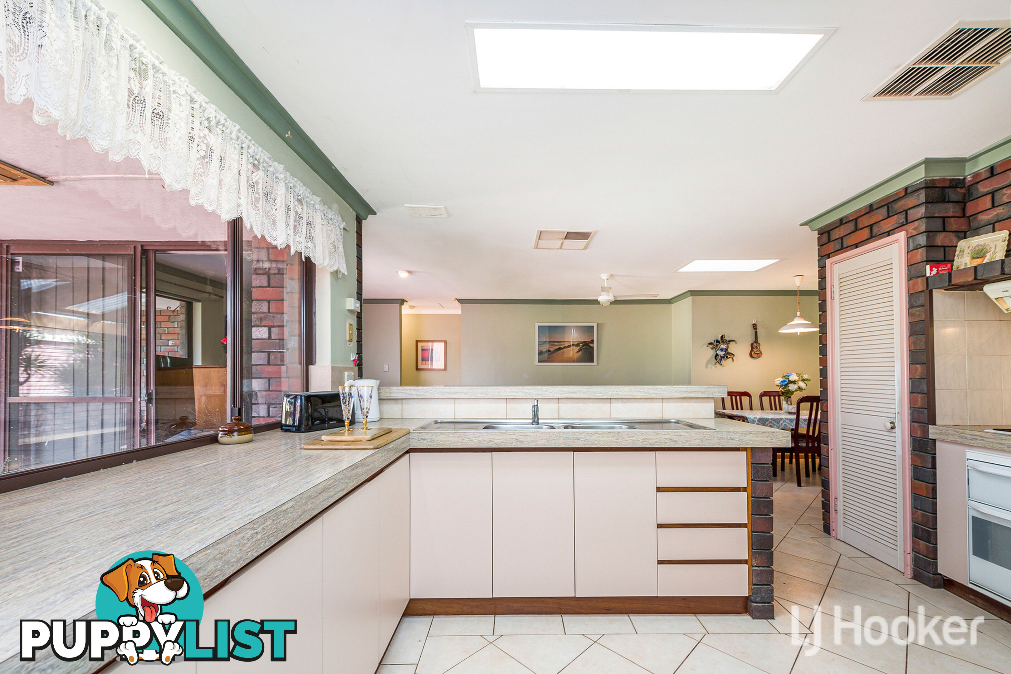 57 Grenadier Drive THORNLIE WA 6108
