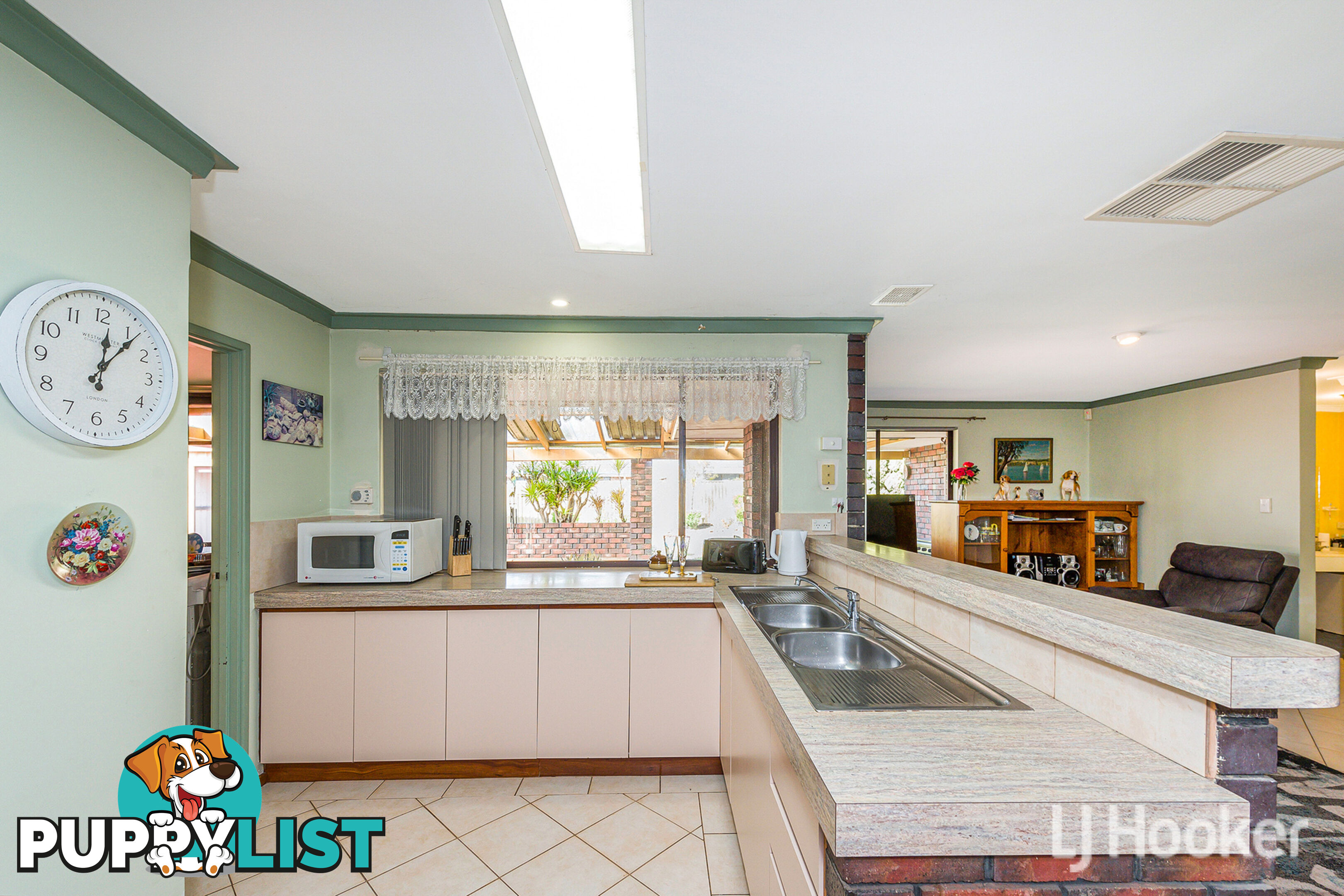 57 Grenadier Drive THORNLIE WA 6108