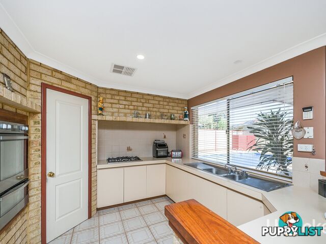 72 Discovery Drive THORNLIE WA 6108