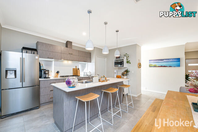 12 Appleton Road PIARA WATERS WA 6112