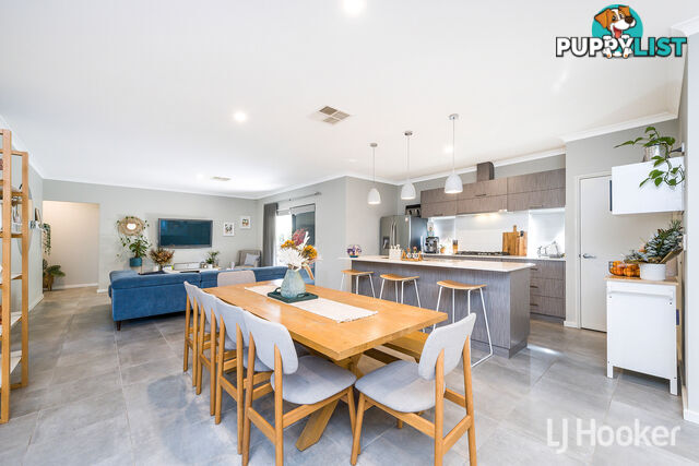 12 Appleton Road PIARA WATERS WA 6112