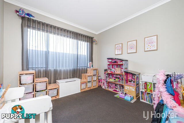 12 Appleton Road PIARA WATERS WA 6112