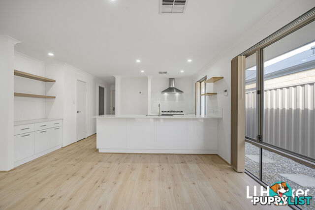 21 Yarralinka Road SOUTHERN RIVER WA 6110