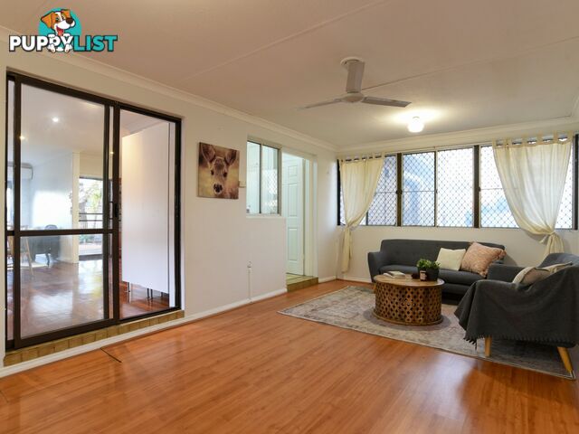 2 Earls Court THORNLIE WA 6108