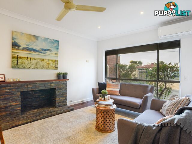 2 Earls Court THORNLIE WA 6108