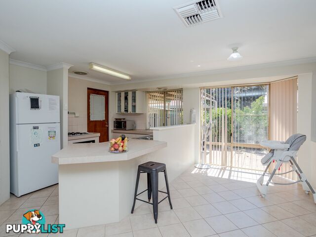 8 Oriole Way THORNLIE WA 6108