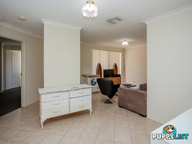 8 Oriole Way THORNLIE WA 6108