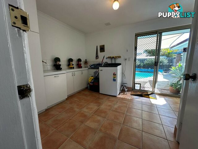 25 Discovery Drive THORNLIE WA 6108