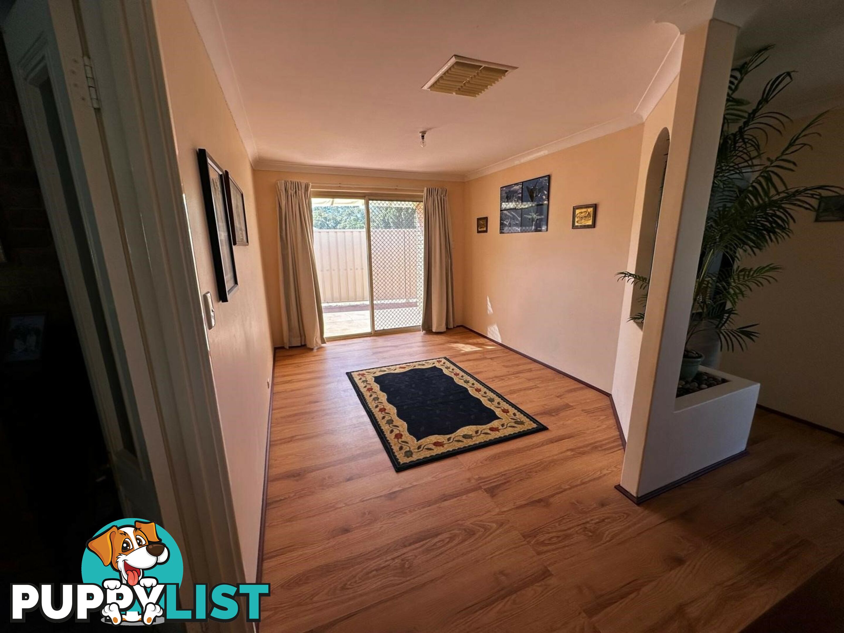 25 Discovery Drive THORNLIE WA 6108