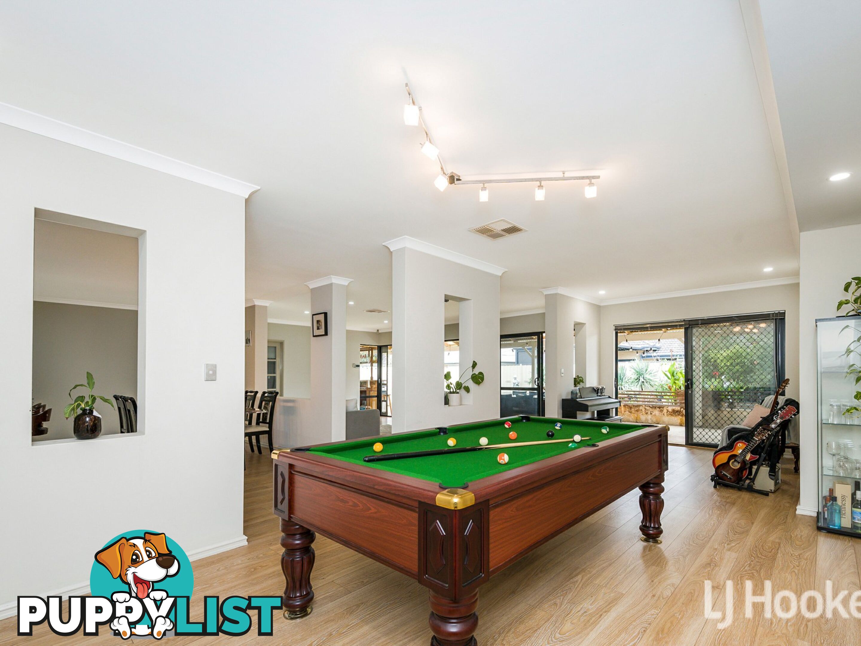 17 Brittain Road WATTLE GROVE WA 6107