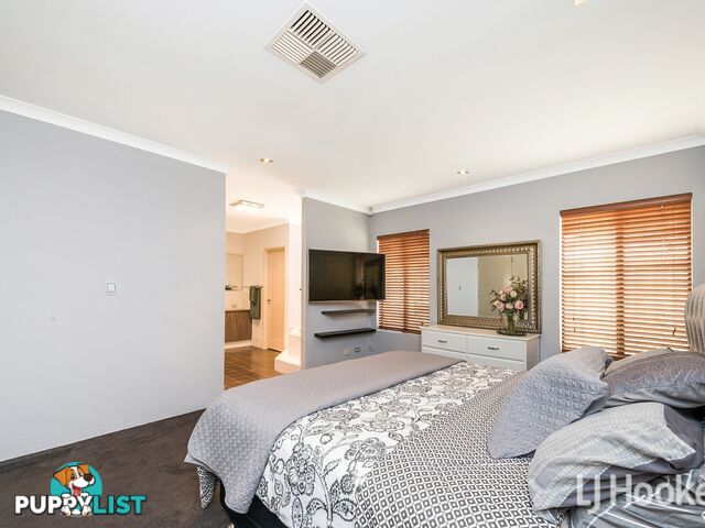 17 Brittain Road WATTLE GROVE WA 6107