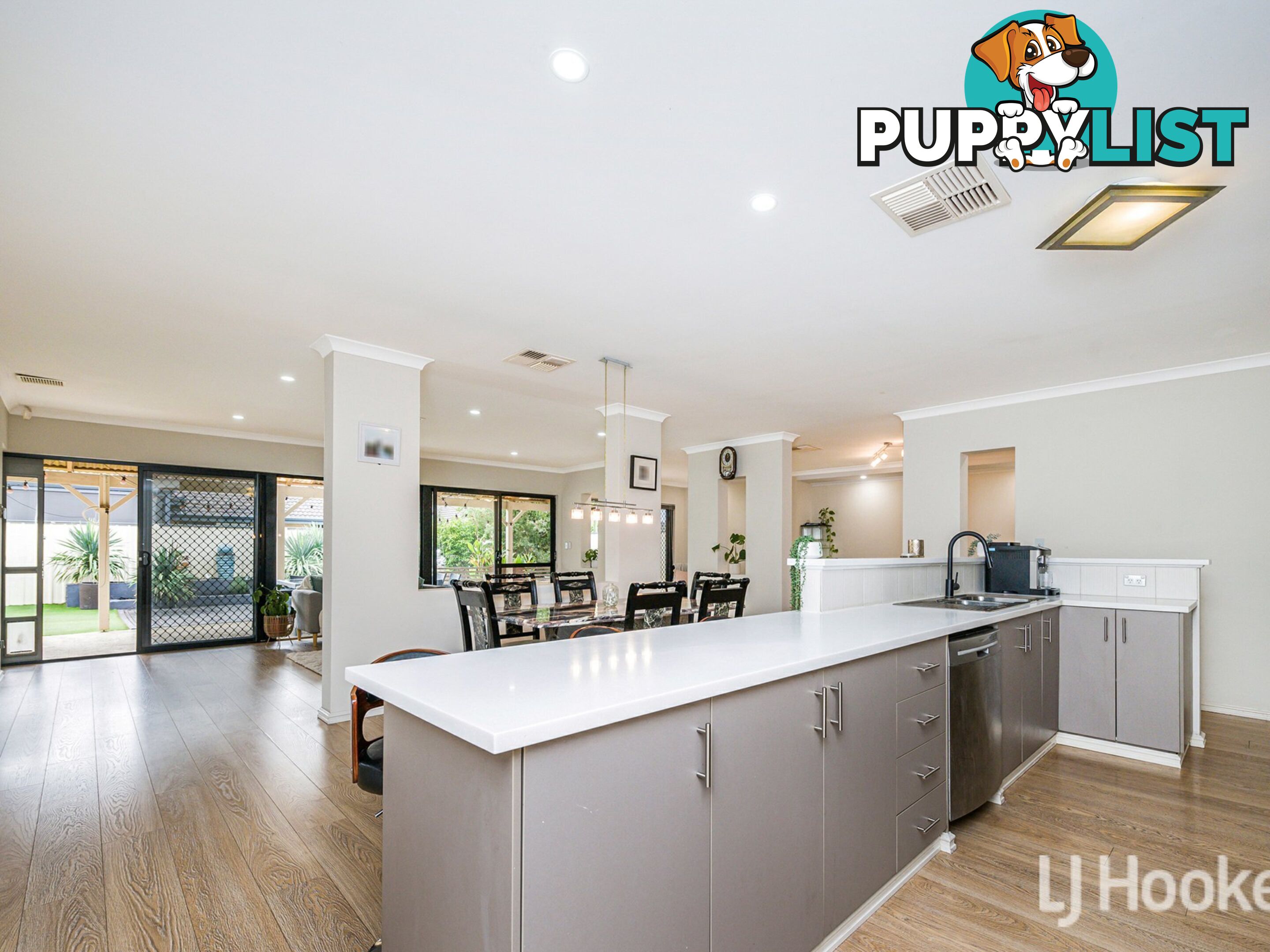 17 Brittain Road WATTLE GROVE WA 6107