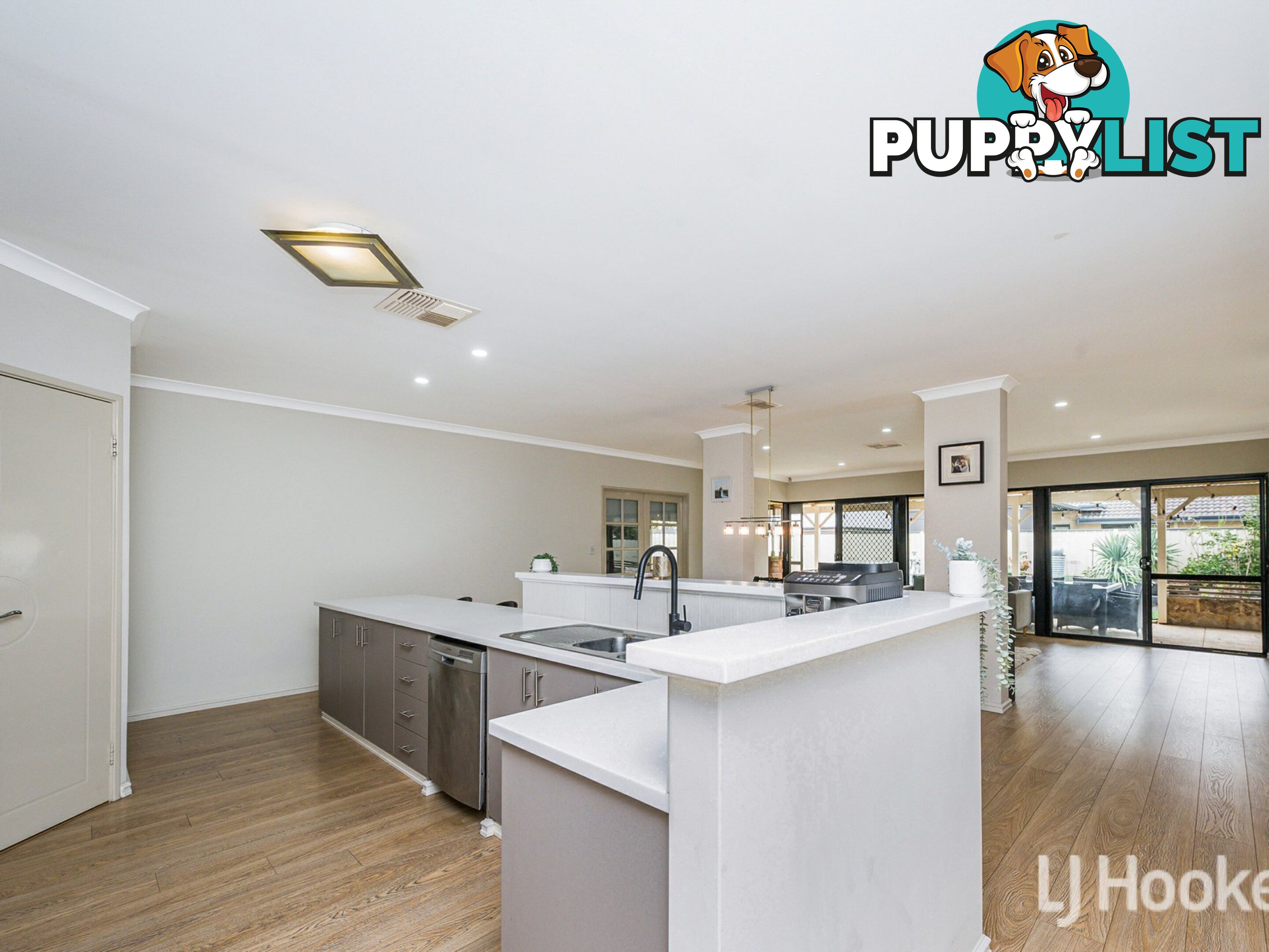 17 Brittain Road WATTLE GROVE WA 6107