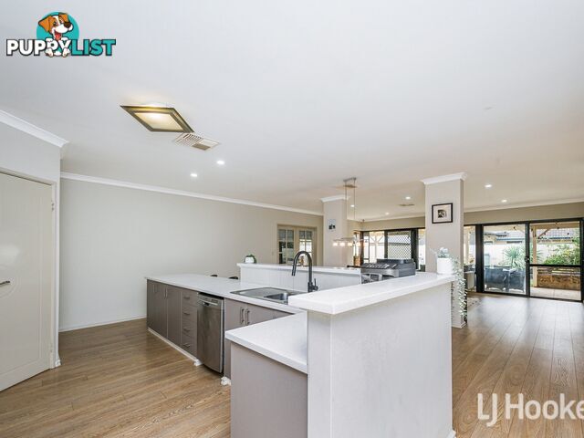 17 Brittain Road WATTLE GROVE WA 6107