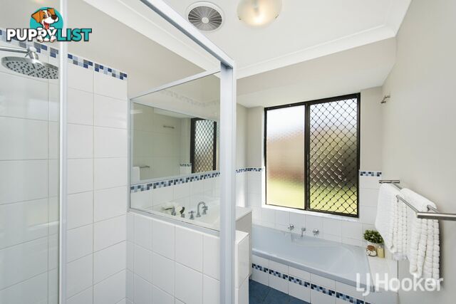 11 Bottlebrush Drive THORNLIE WA 6108