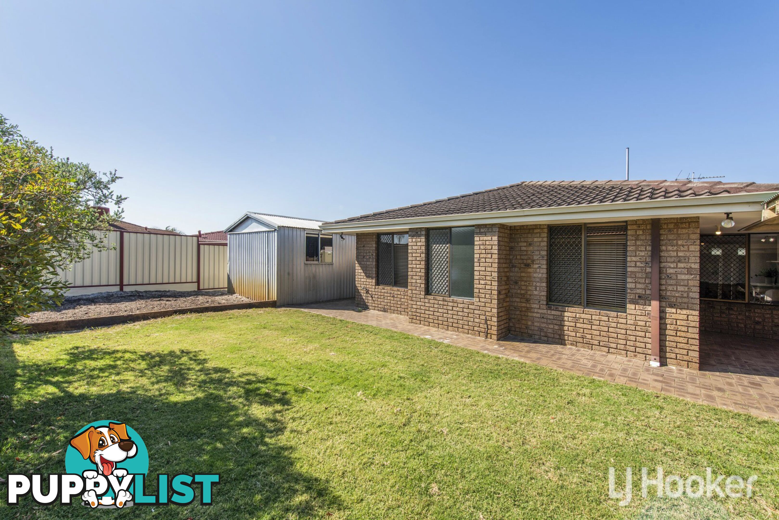 11 Bottlebrush Drive THORNLIE WA 6108