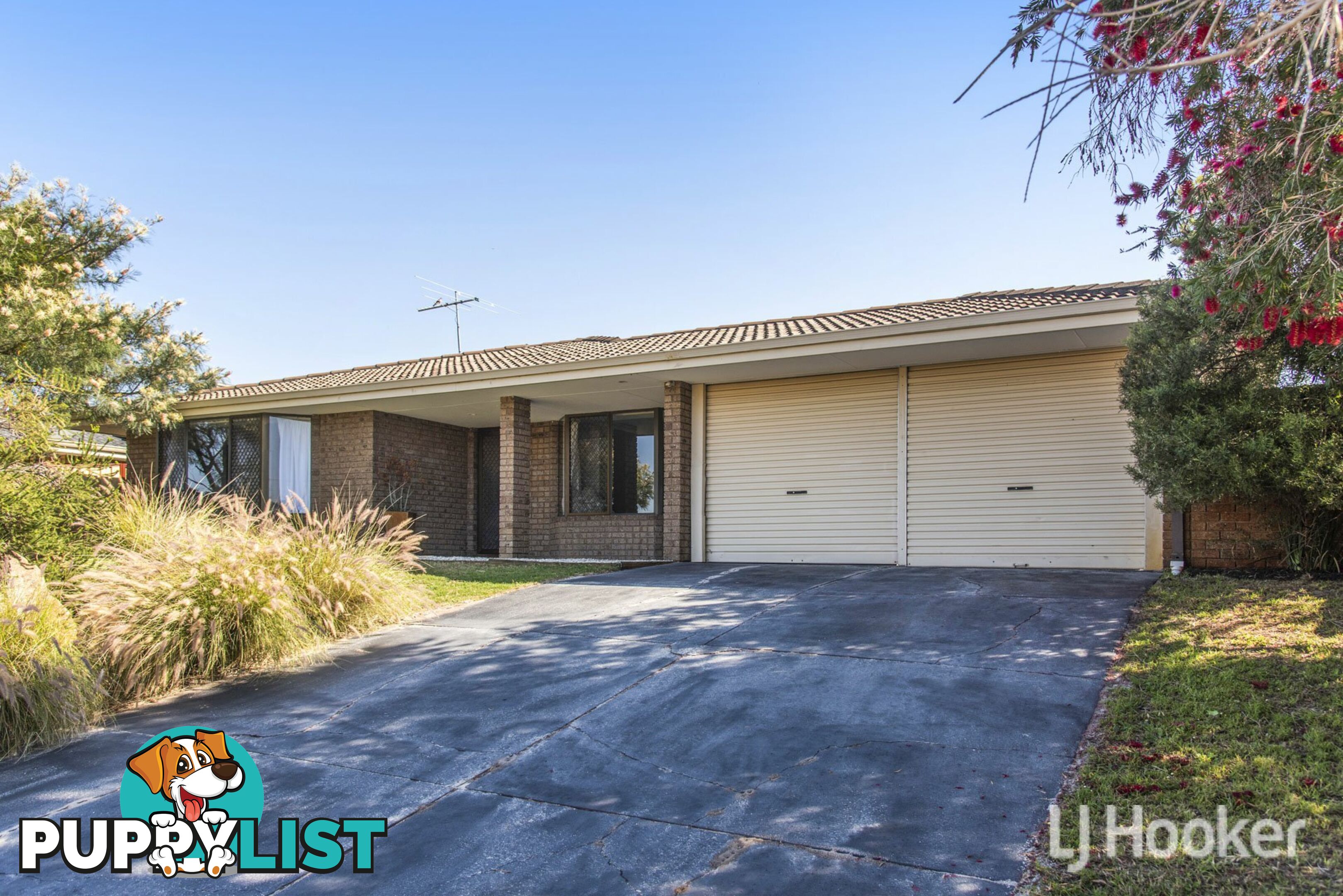 11 Bottlebrush Drive THORNLIE WA 6108