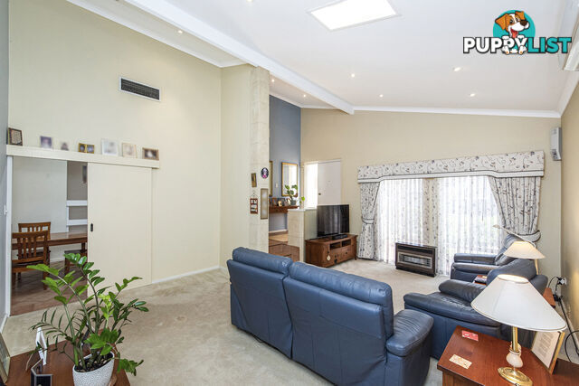 101 Regency Drive THORNLIE WA 6108