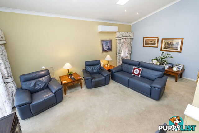 101 Regency Drive THORNLIE WA 6108