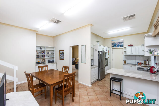 101 Regency Drive THORNLIE WA 6108