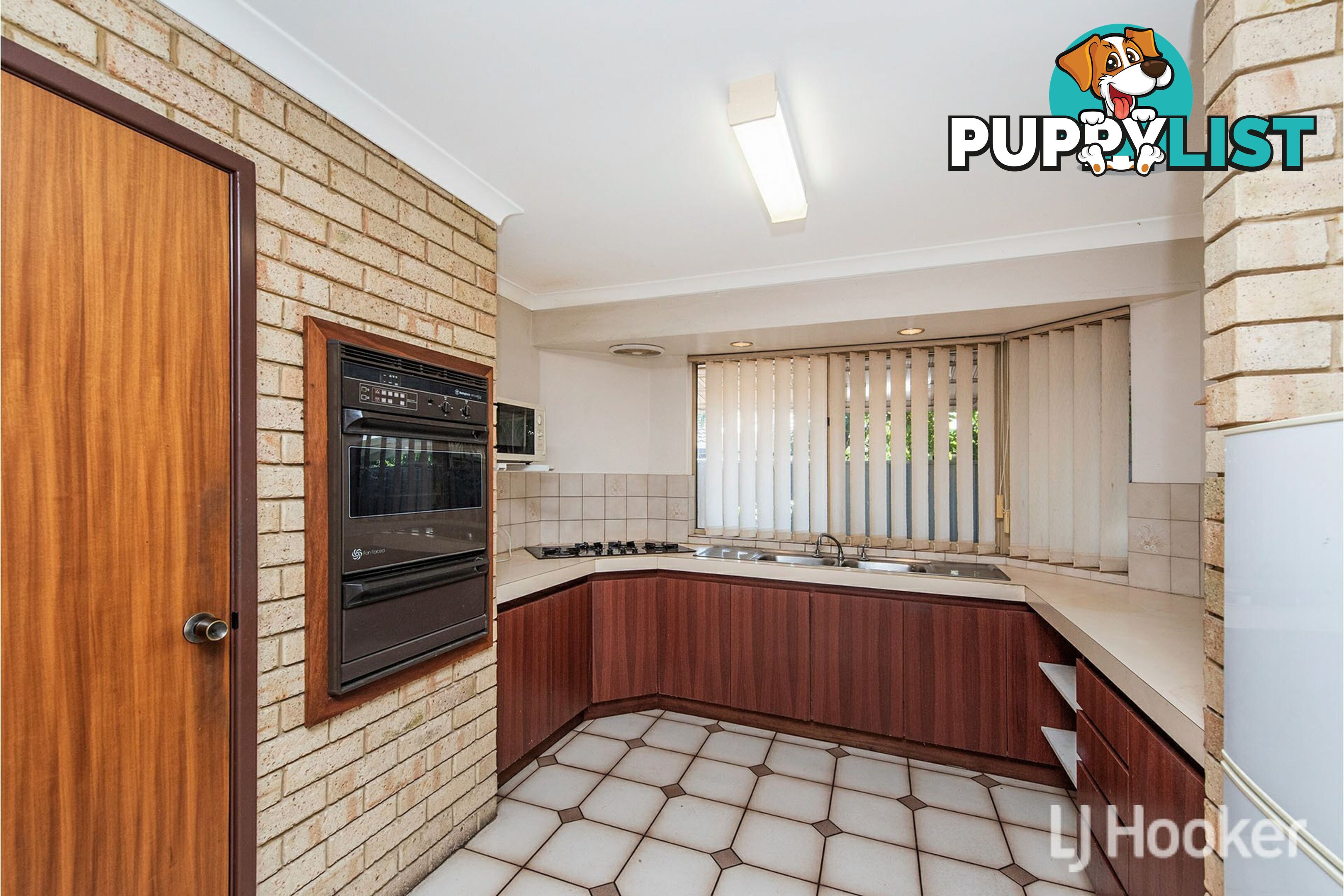 16 Geographe Way THORNLIE WA 6108