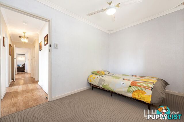 25 Camberley Street THORNLIE WA 6108