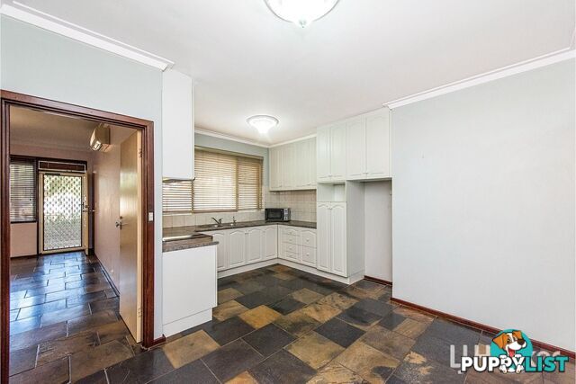 25B Armstrong Road WILSON WA 6107