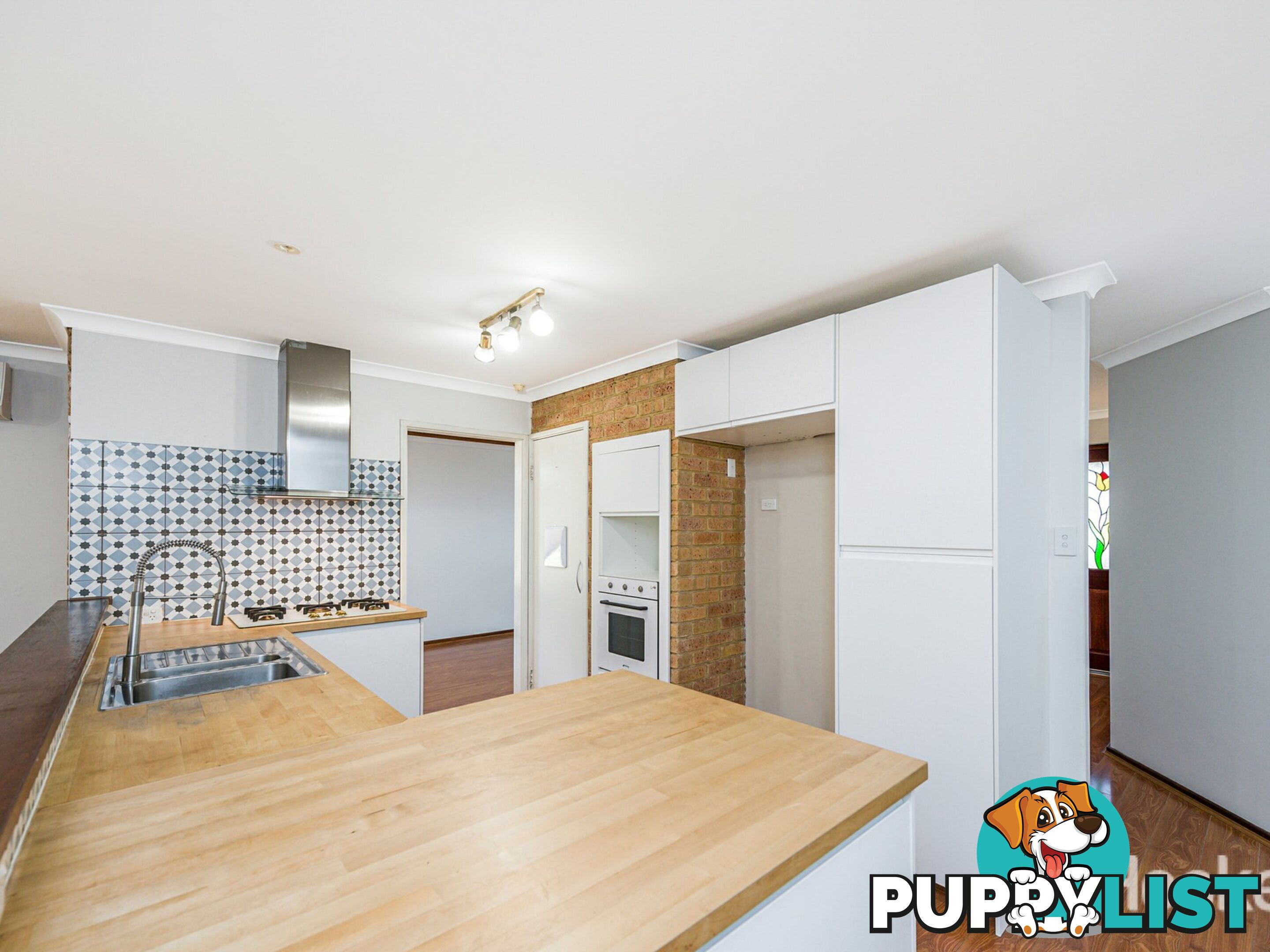 25 Challenger Drive THORNLIE WA 6108