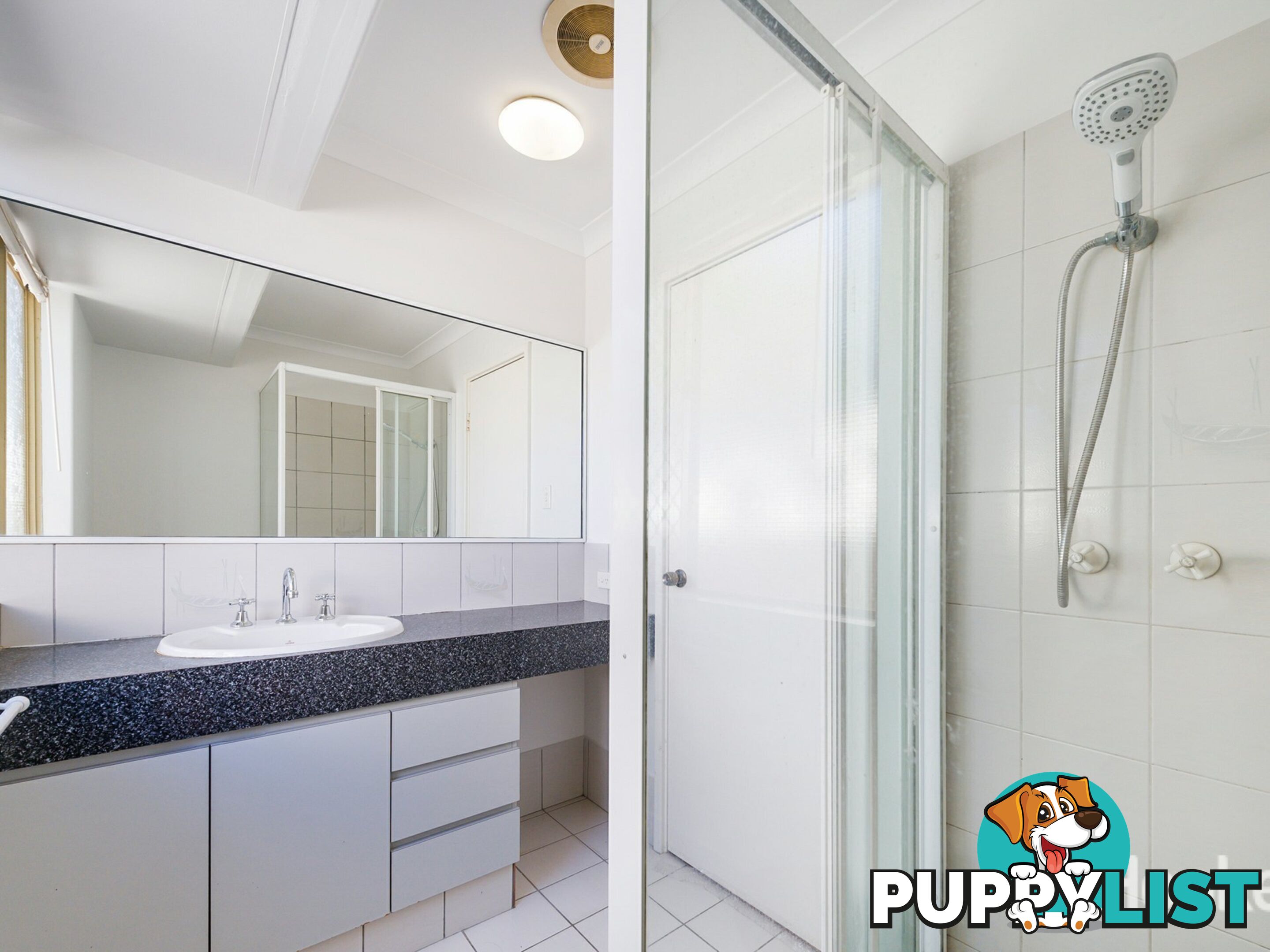 25 Challenger Drive THORNLIE WA 6108