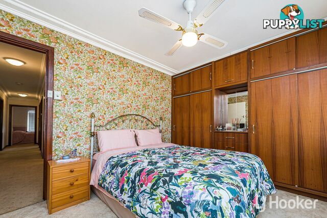 19 Coops Avenue THORNLIE WA 6108