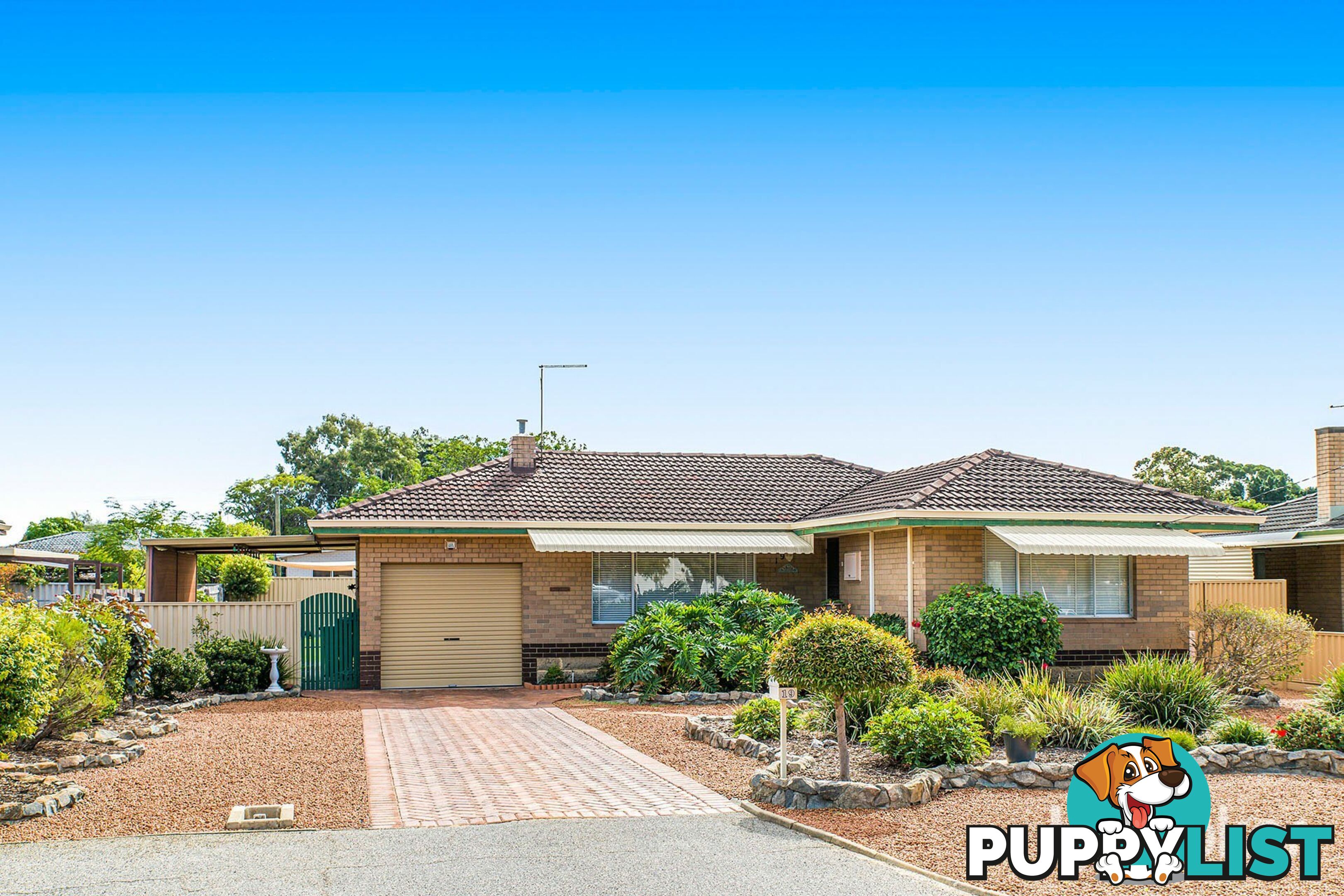 19 Coops Avenue THORNLIE WA 6108